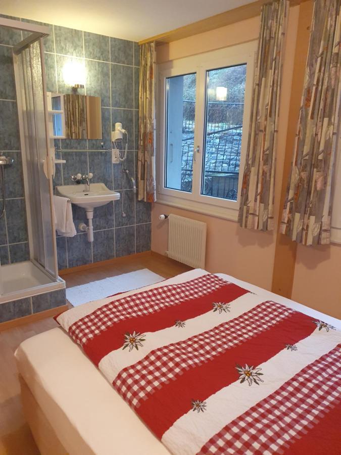 Hotel Rhoneblick Guttet-Feschel Zewnętrze zdjęcie