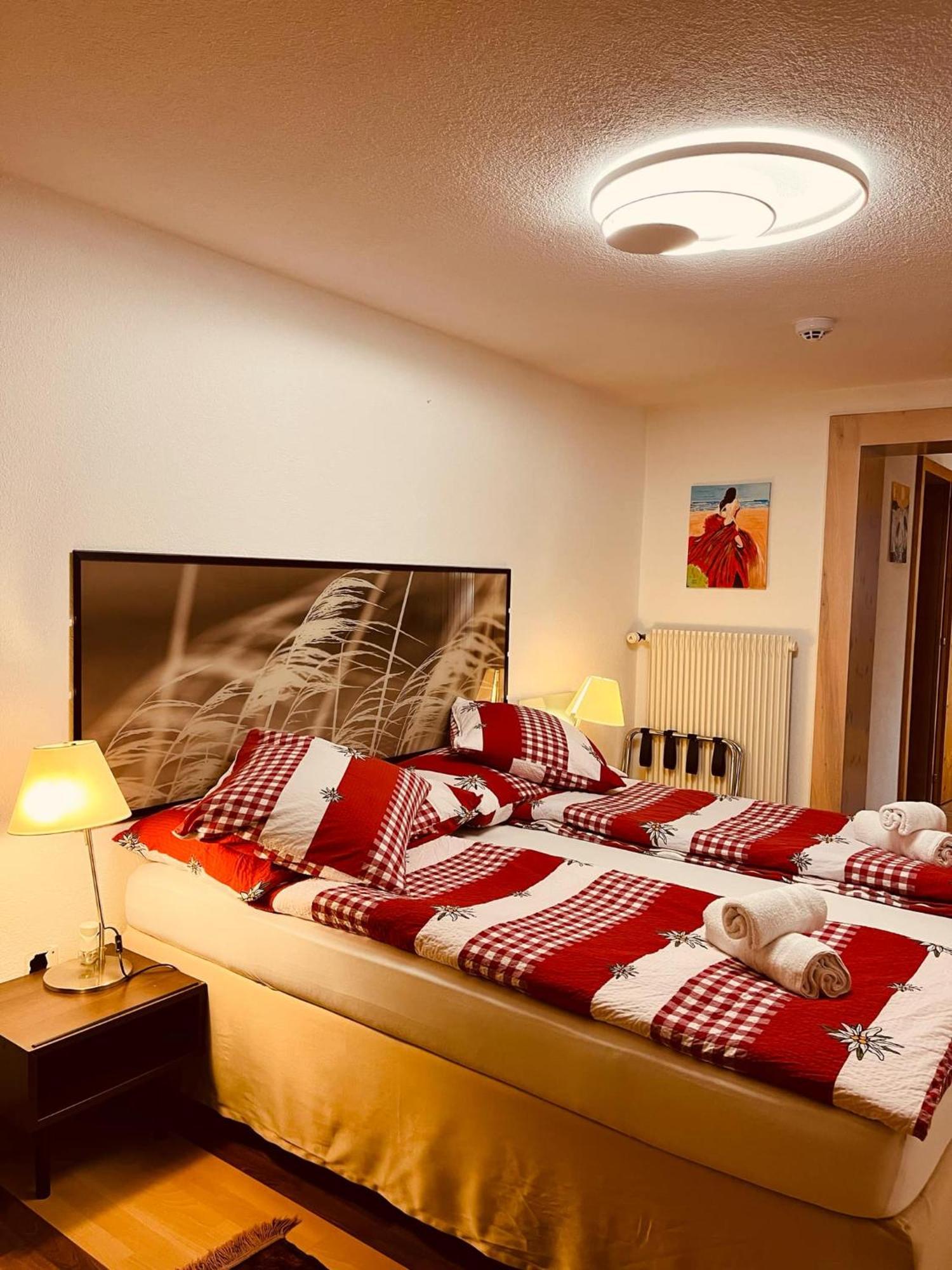 Hotel Rhoneblick Guttet-Feschel Zewnętrze zdjęcie