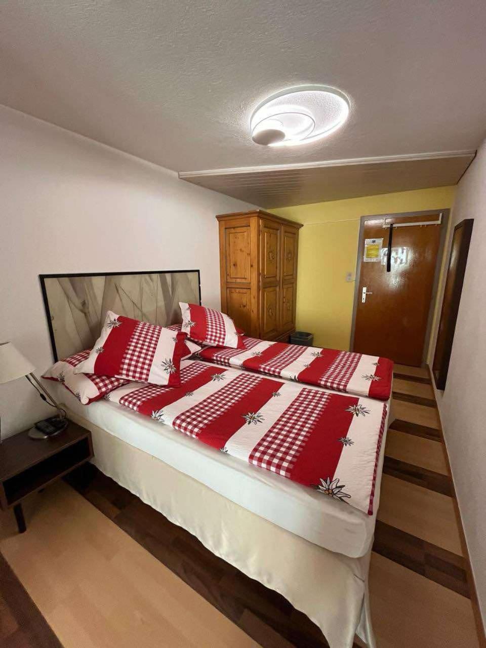 Hotel Rhoneblick Guttet-Feschel Zewnętrze zdjęcie